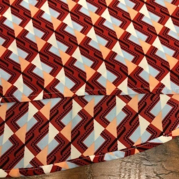 Laundry By Shelli Segal Geometric Hi-Lo‎ Sleeveless Top - Size L - Picture 7 of 9